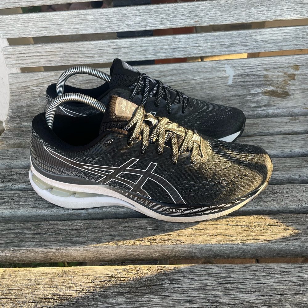 ASICS gel kayano 28 womens athletic shoes